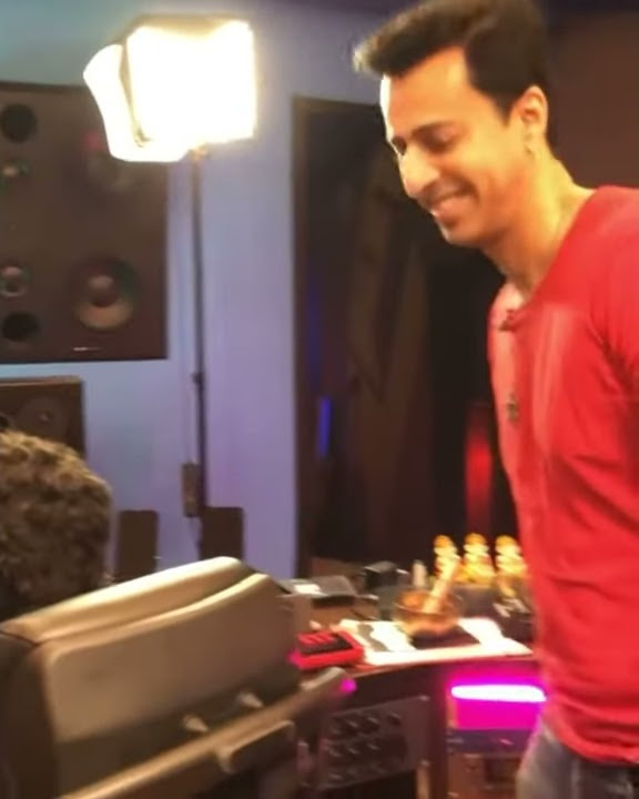 Muraliya By Shreya Ghoshal Behind The Scenes.