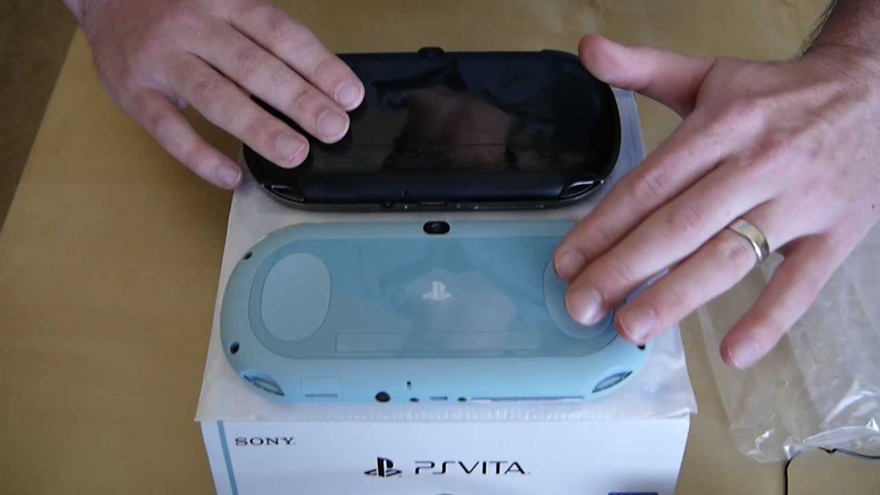 Playstation Vita 2000 System Unboxing - White / Light Blue Model with