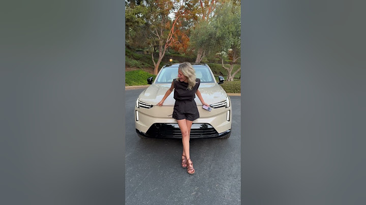 How cool is this Volvo EX90 light?! Have you ever seen a car winking?! #shorts | Jessicarmaniac