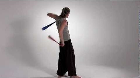 Looping poi video: backward btb pendulum weave