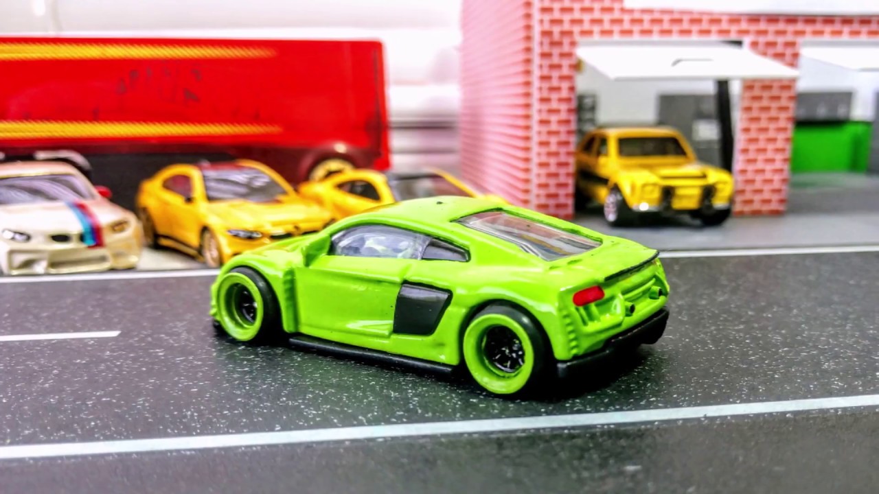 hot wheels audi r8 lms