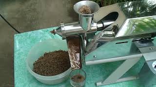 Mini oil press machine Contact Cell-Whatsapp Nos.  254724166960,  254788663000