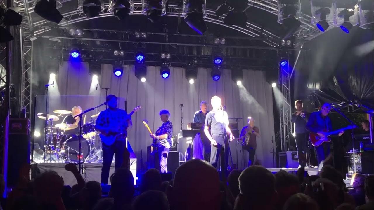 De DIJK Mag het licht uit Live Burgerweeshuis Deventer 15072022 YouTube De DIJK Mag het licht uit Live Burgerweeshuis Deventer 15072022 YouTube