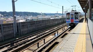 ほくほく線 HK100系 直江津行 十日町駅発車