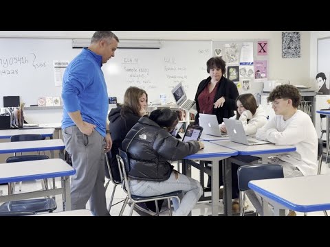 News Literacy Week: Sweet Home High School students learn how to spot AI-generated content