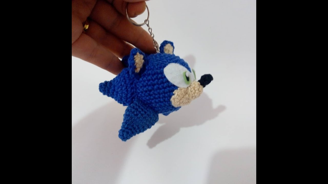 Chaveiro Sonic em amigurumi