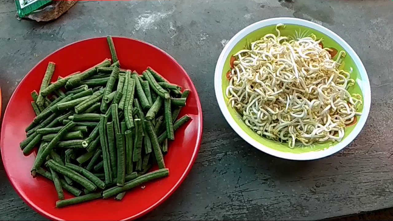 Cara membuat menu ikan nila goreng, lalapan, dan sambal ...