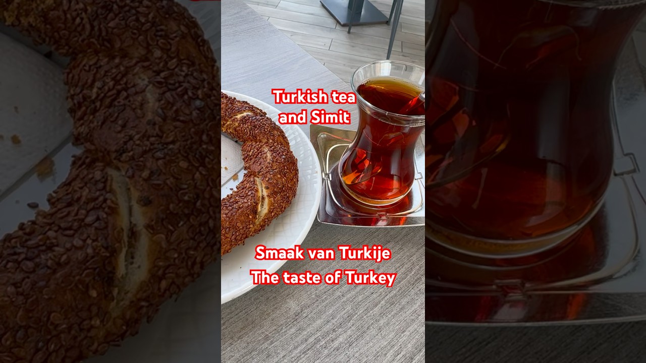 Tea and Simit Çay ve Simit