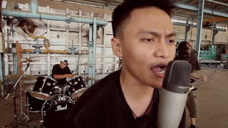 Tirai Besi  Simbolsimbol