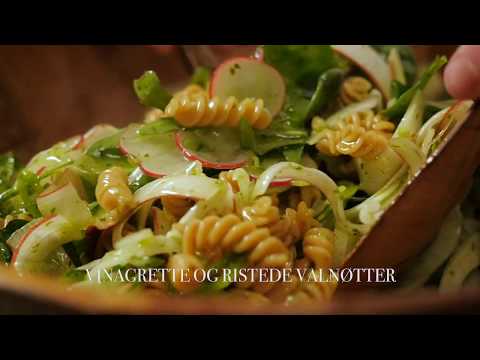 Video: Oransje Fennikel Seared Tunfisk Salat