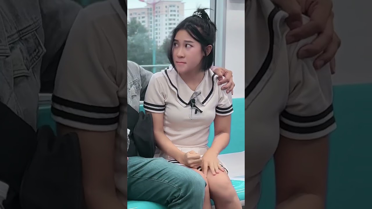 SK - Bravely Helping The Girl Escape From The Rude Guy #sakurakind #kindness #short