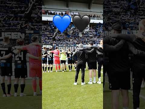 Schulter an Schulter bis zum Schluss 💙🖤🤝