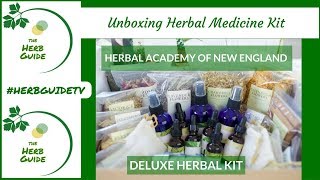 Herbal Academy Herbal Kit - Unboxing the Herbal Medicine Kit
