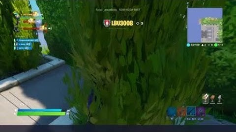 Cache cache FORTNITE DANS LA VILLA DE TRAVIS SCOTT