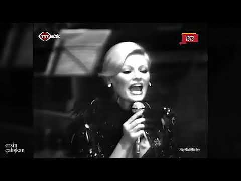 Ajda Pekkan, Kimler Geldi Kimler Geçti, 1973, TRT Konser. (Playback müzik üzerine canlı söylüyor)