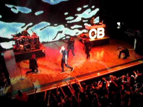 Chris Brown November 14, 2009 HOB Houston Fan Appr...
