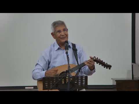 انا عايش في الفلك نجيب لبيب