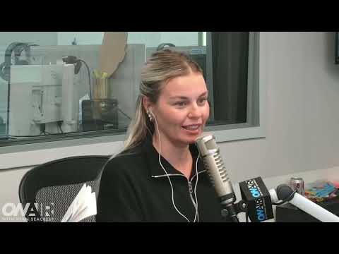Are You Avoiding Putting Lettuce or Garnishes on Your Food? | On Air with Ryan Seacrest