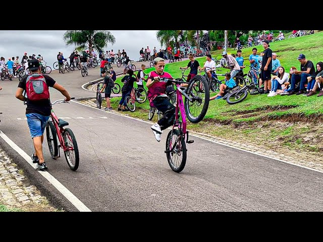 GRAU NO ENCONTRO DE BIKES 