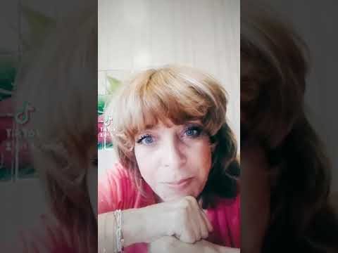 Video: Популярдуу ырчы Наталья өлтүрөт