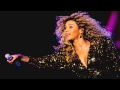 Beyonce - Irreplaceable live at Glastonbury