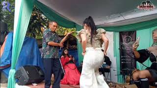 Download Lagu Daun Hiris/Voc.Riyanti/sigoyang manja/versi bajidor Download Lagu Daun Hiris/Voc.Riyanti/sigoyang manja/versi bajidor