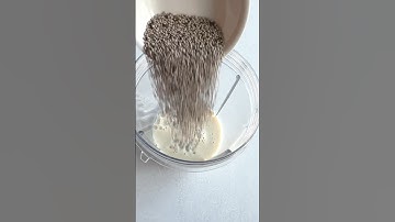 STOP PUTTING 🍌BANANAS IN YOUR BERRY SMOOTHIES  -try this mango chia seed smoothie it’s dairy-free!