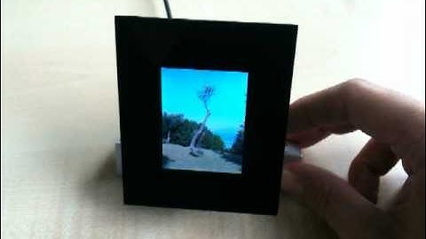 Rotating Digital Picture Frame