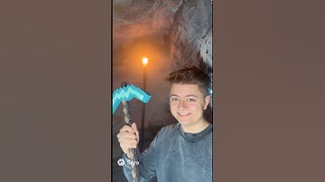 Crafting A Diamond Pickaxe! #shorts