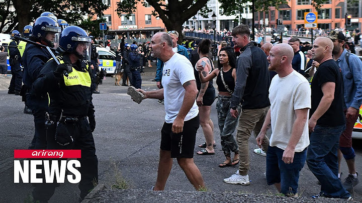 Over 400 arrested in UK after week of violence