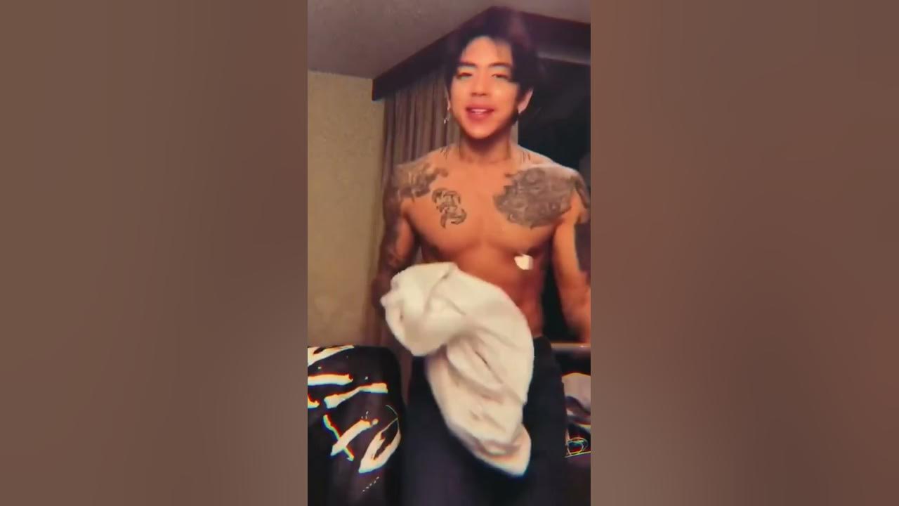 DPR IAN 'My mom's gonna kill me' π #dprian #ian #shorts #love DPR IAN 'My mom's gonna kill me' π #dprian #ian #shorts #love