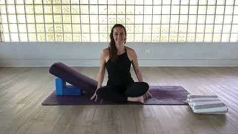 15-Minute Yin Restorative Yoga with Allison Eaton ...