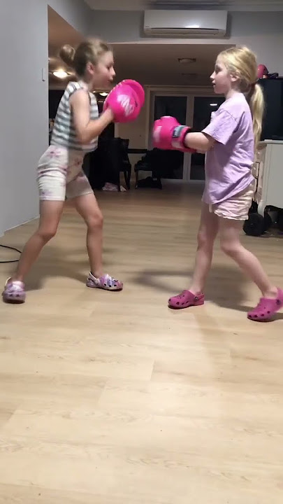 When coaches patience gets tested 🥊😩 #boxing #girlswhobox #funny #kidsboxing #padwork #viralshort
