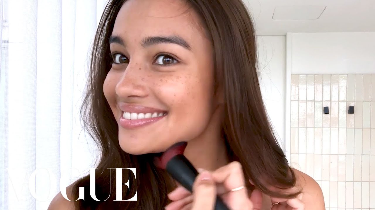 Victoria’s Secret Model Kelsey Merritt’s Guide to Freckles & Better Brows | Beauty Secrets | Vogue