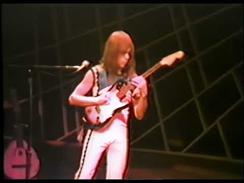 Yes - Parallels - Live in Glasgow 1977 (Denoised) 1 PRO CAM Footage