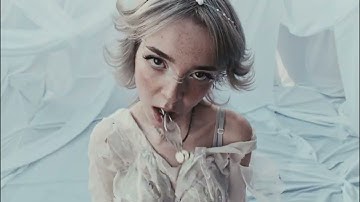 Sophie Powers - muddy (Official Music Video)
