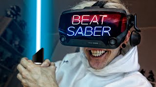 JUGANDO BEAT SABER POR PRIMERA VEZ | Robleis