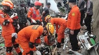 Indonesia busca supervivientes del seísmo que ha dejado al menos 34 muertos