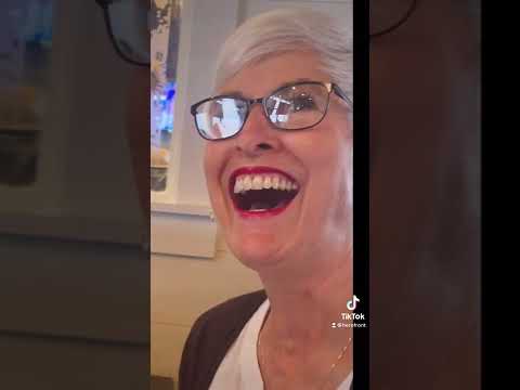 When the restaurant forgets their own song 🥴 #cringe