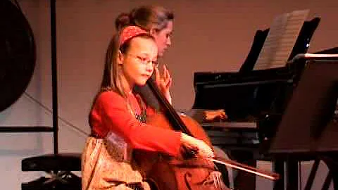 Yara Finne (8) plays Tarantella (Earnshaw) on cello