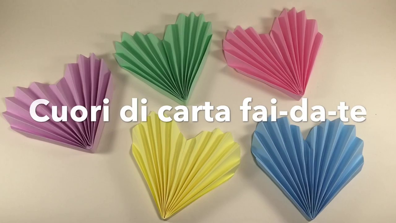 Cuori di carta fai da te per san valentino. come creare un cuore di ... Come creare festoni di carta