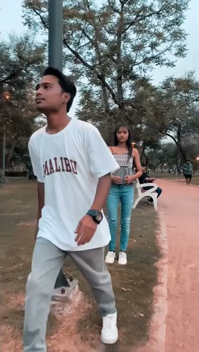 Aise Pyar kiss kasam ka jo dosto Ke samne anjan bana de 💔😭#ytshorts #shorts #youtubeshorts