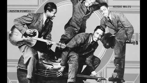 Cats And The Fiddle - Stomp Stomp