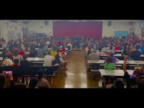 Niu Valley Middle School Band and Orchestra: Raiders March