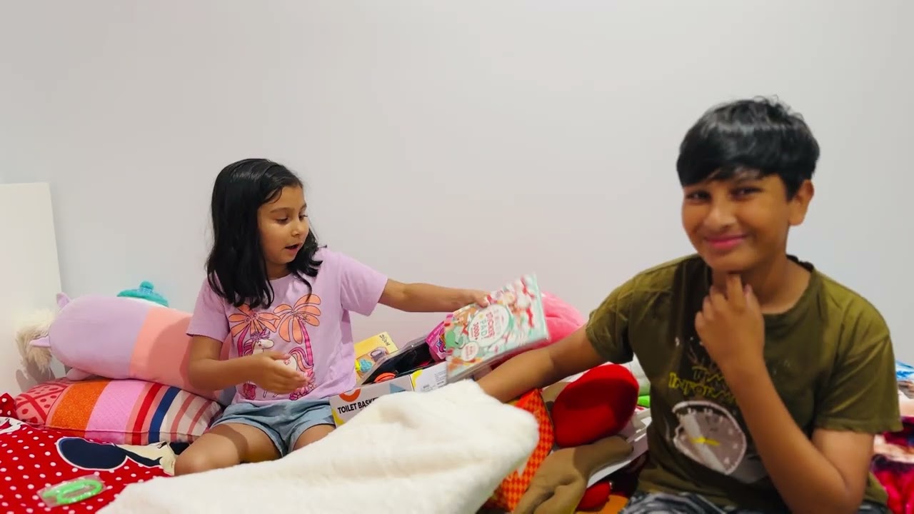 Unboxing Christmas presents from Santa!! Santa Sack|| Direct from North Pole