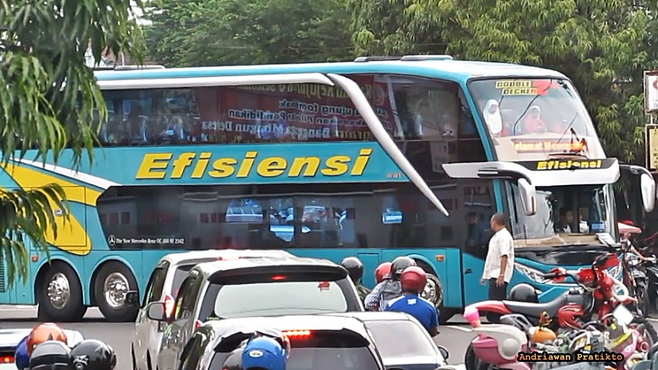 Manuver Keren Bus Double Deckker Efisiensi Menjadi Pusat Perhatian