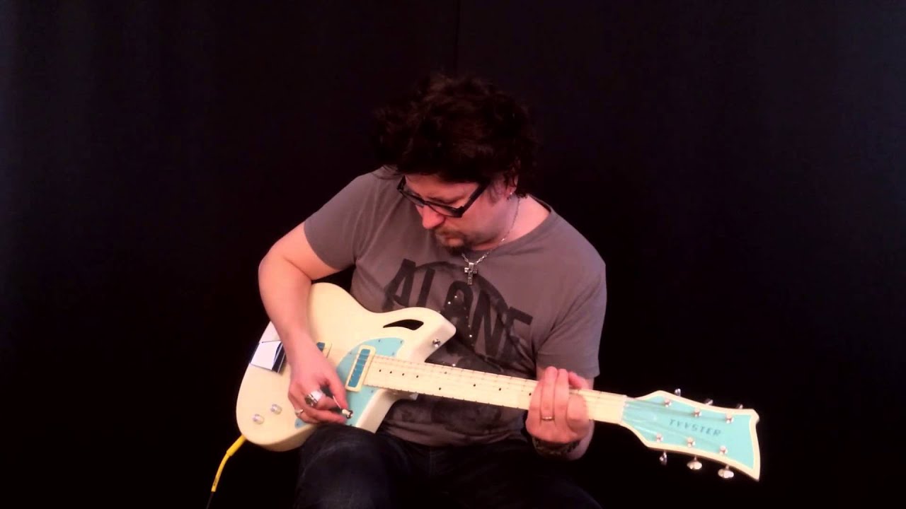 Tyyster Pelti Guitar - playing lead