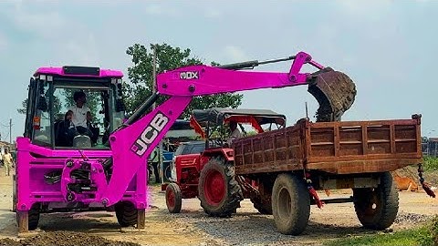 JCB 3dx Backhoe Loading Mud in Mahindra 475 Di tractor JCB miti khudai JCB video #jcb #jcbvideo