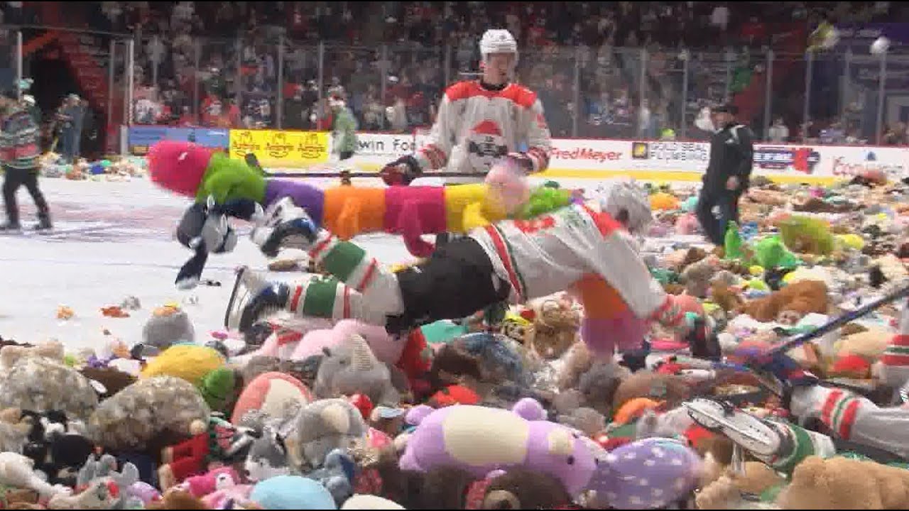 Spokane Chiefs vs Tri-City Americans l Full Game Highlights l Teddy Bear Toss 2025