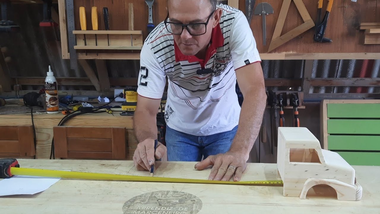 Achei que não ia conseguir fazer esse projeto! Caminhão de madeira / brinquedo